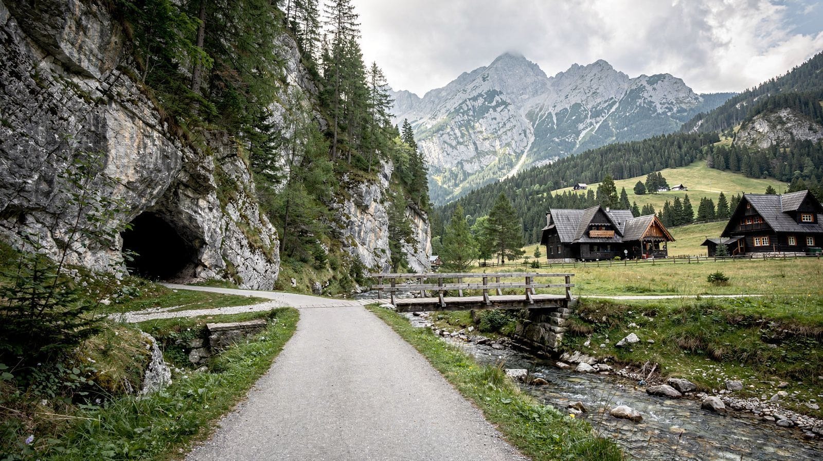 Vale de Kościeliska: o Passeio em Família nos Tatras