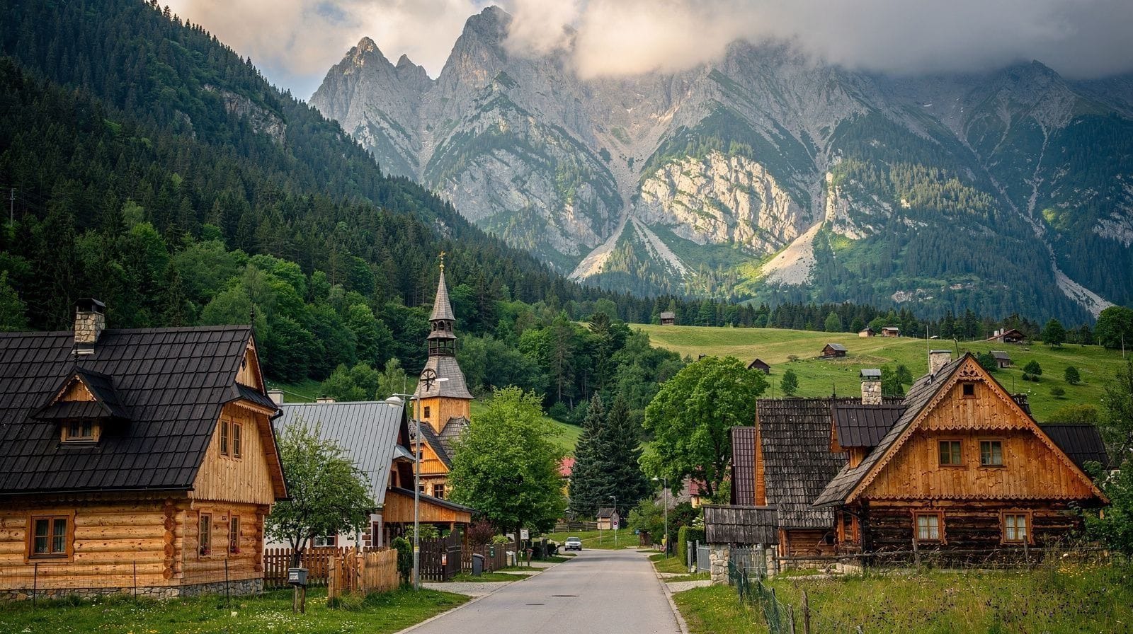 Kościelisko: A Aldeia do Podhale Entre Dois Vales Tatra