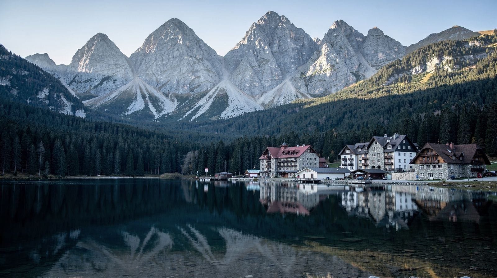 Štrbské Pleso: o Lago Eslovaco dos Tatras Perto de Zakopane